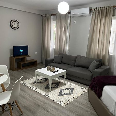 Apartamente Oslo Vlore Exterior photo